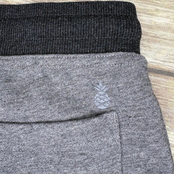 Chubbies Mens Cozy Comfort Beach Lounge Terry Minimalist Neutral Grey Shorts M - Picture 10 of 10